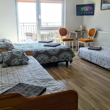 Europa I Goscinne Apartman *