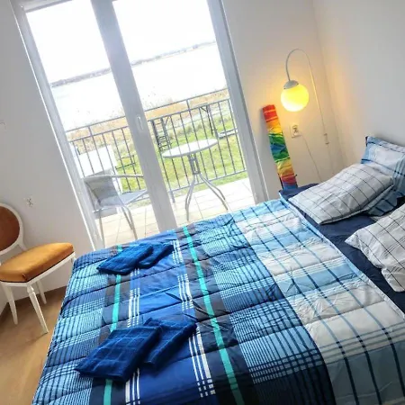 Europa I Goscinne Apartment Uniescie