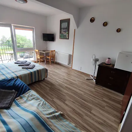 Apartment Europa I Goscinne Uniescie